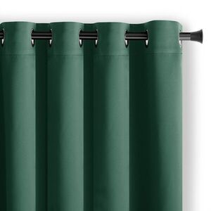 Záves AmeliaHome Blackout s priechodkami 140x245 cm tmavozelený vyobraziť