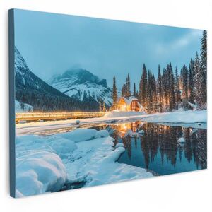 MuchoWow OBRAZ NA PLÁTNE Zimná krajina - Príroda - Dom - Hory - Sneh 90x60 cm vyobraziť
