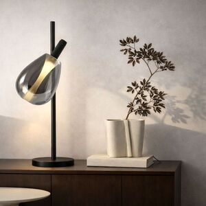 Lampka nocna Denso czarna szklana z kloszem dymionym minimalistyczna vyobraziť