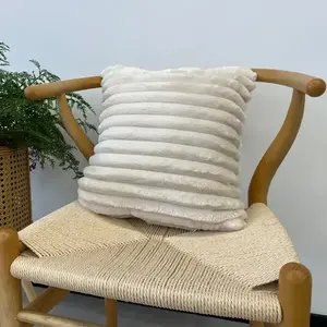 Obliečka na vankúš Nicola CL2617 40x40 cm svetlobéžová vyobraziť
