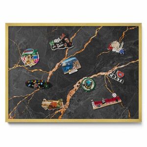 TULUP MAGNETICKÁ TABUĽA 70x50 cm zlatý rám – Drevo so živicou vyobraziť