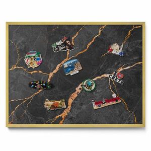 TULUP MAGNETICKÁ TABUĽA 80x60 cm zlatý rám – Drevo so živicou vyobraziť