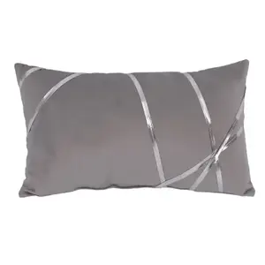 Dekoračný vankúš Vanessa 30x50 cm, strieborný% vyobraziť