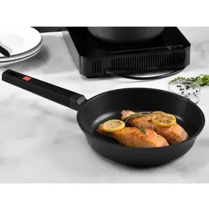 Panvica MasterPro Excellence, 16 cm% vyobraziť