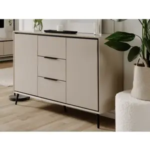 Komoda so zásuvkami Garrone 135 cm, piesková% vyobraziť