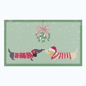 Rohožka s vianočným motívom z recyklovaného plastu 40x70 cm Christmas Sausage Dogs – Artsy Doormats vyobraziť